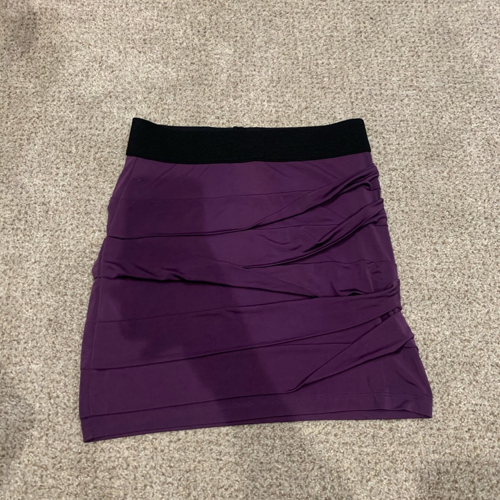 Twisted panel bodycon skirt elastic waist